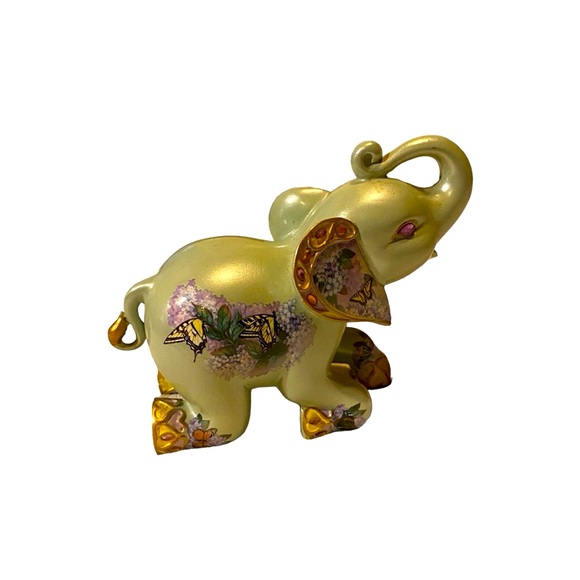 The Hamilton Collection - Margaret Van Pink Elephant & Charmed Life Elephants - Picture 6 of 9